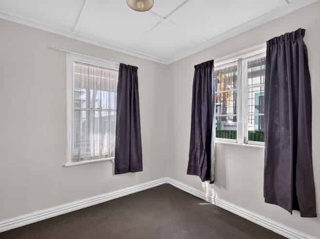 4 Paradise Road, Napier South