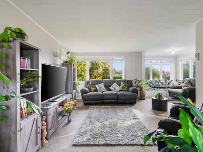 15 Clyde Street, Utuhina