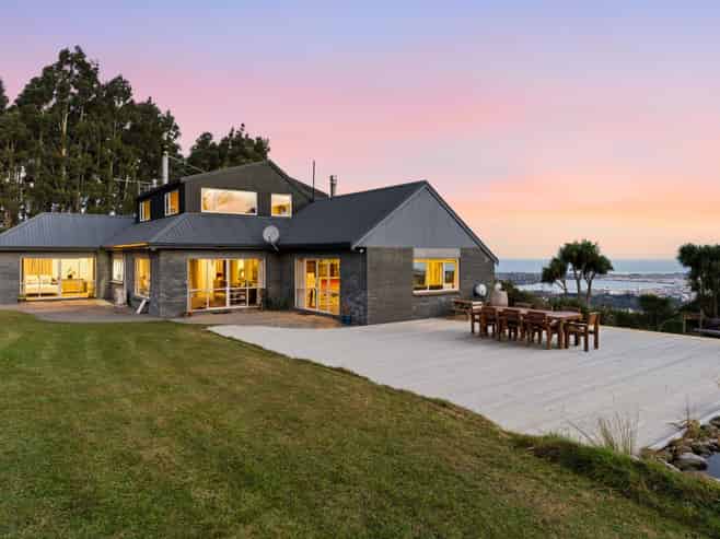 165 and 16 Campbells Road, Pine Hill