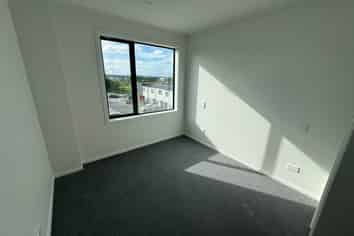 204/48 Clay Works Lane, New Lynn
