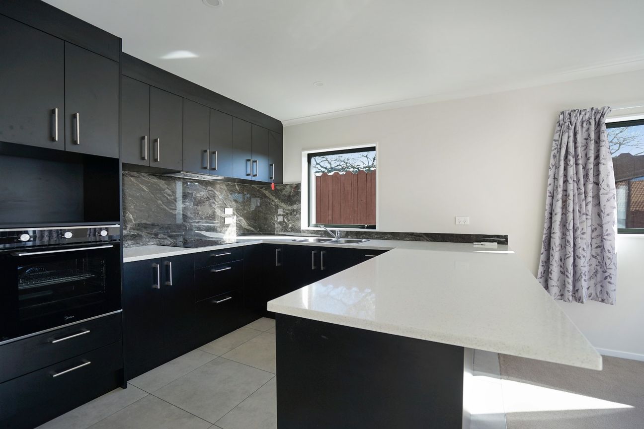 Spacious Living in Longford Park - Aanzicht 4