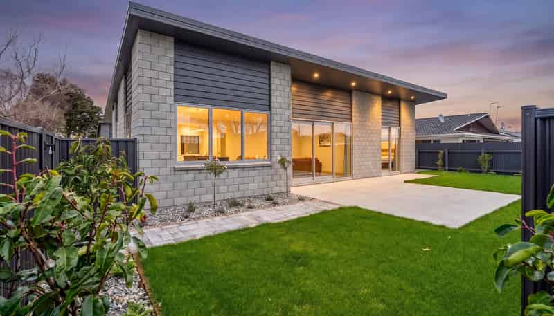 67 Robertson Street, Richmond