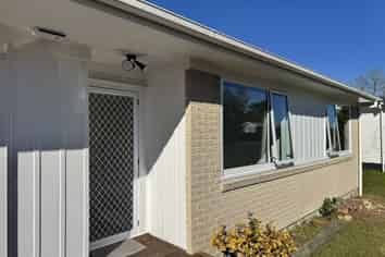 80 Riverpark Crescent, Henderson