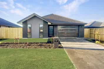 10 McCahon Lane, Rolleston
