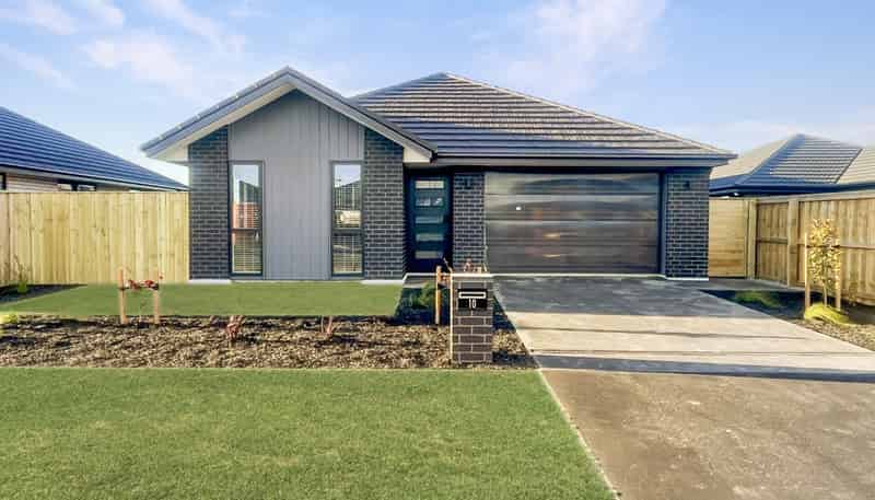 10 McCahon Lane, Rolleston