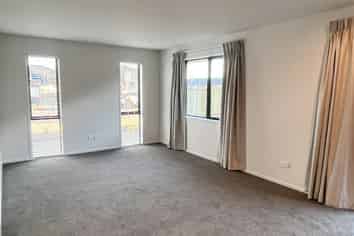 10 McCahon Lane, Rolleston