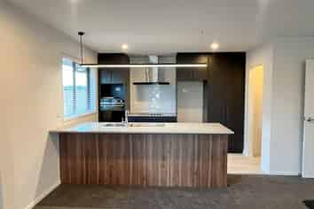 10 McCahon Lane, Rolleston
