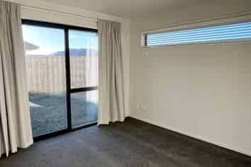 10 McCahon Lane, Rolleston