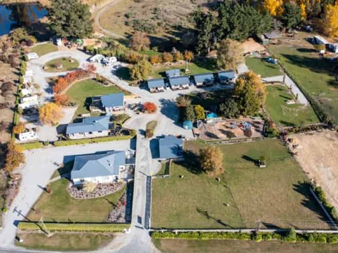 Central Otago TOP 10 Holiday Park for Sale - FHGC