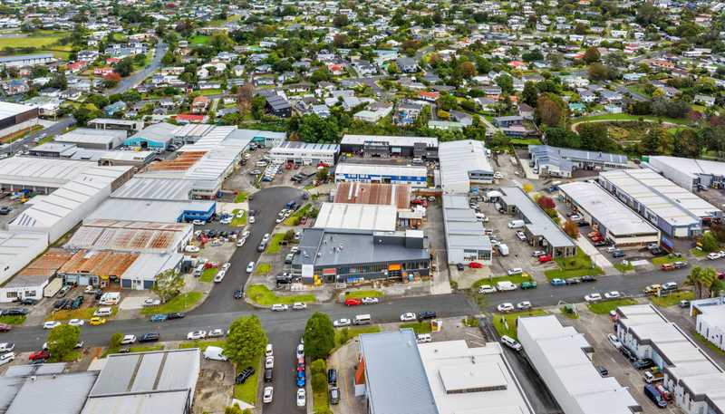 1 Colway Place, Wairau Valley