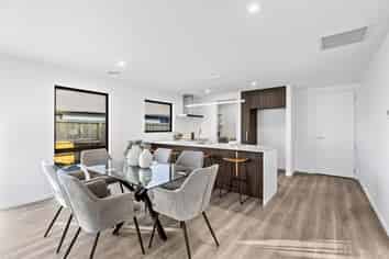54 Greenslade Drive, Lincoln