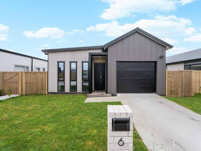 6 Frances Hunt Lane, Cambridge