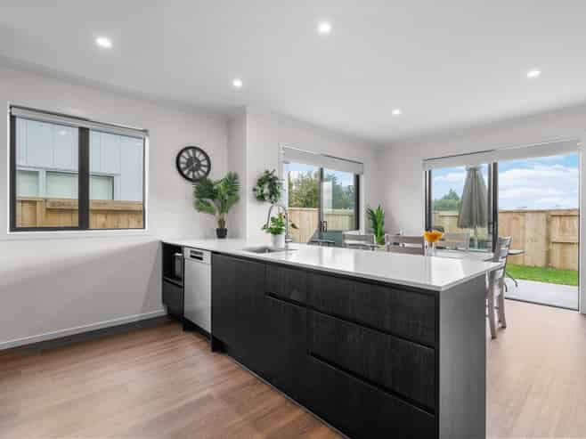 6 Frances Hunt Lane, Cambridge