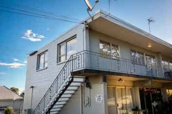 4/74 Hill Street, Onehunga