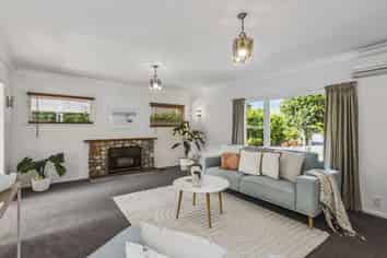 6 Walton Avenue, Waikanae