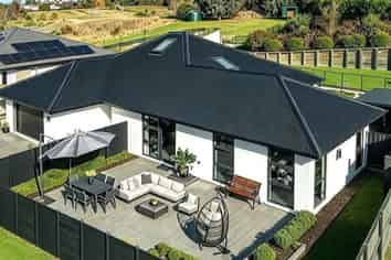 19 Grove Avenue, Weston