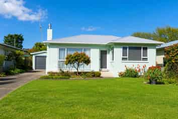Manawatu / Whanganui - Address withheld