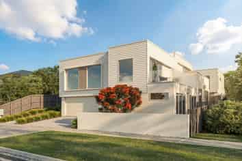 37 Albert Street, Saint Clair