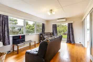 71 Awaroa Road, Helensville