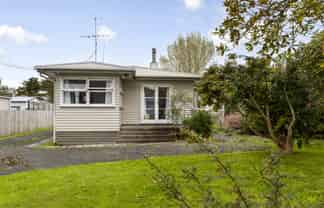 71 Awaroa Road, Helensville