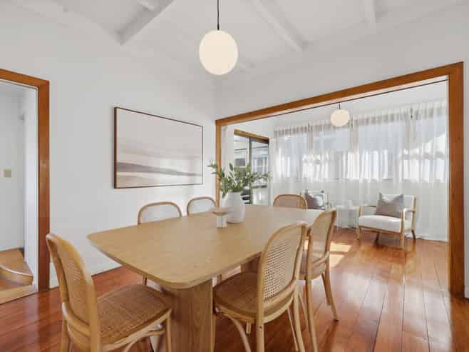 10 Riro Street, Point Chevalier