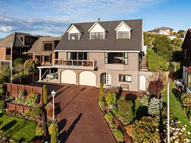 8 Connell Street, Waverley