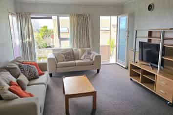 8/14 Seaview Terrace, Mount Albert