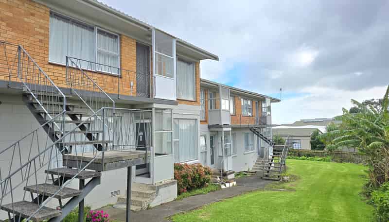 8/14 Seaview Terrace, Mount Albert