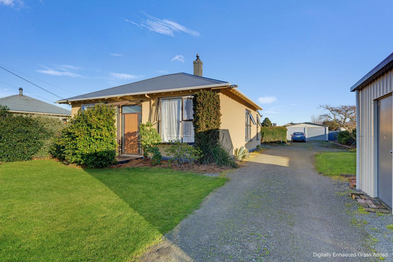 Country Space, City Convenience, Pareora