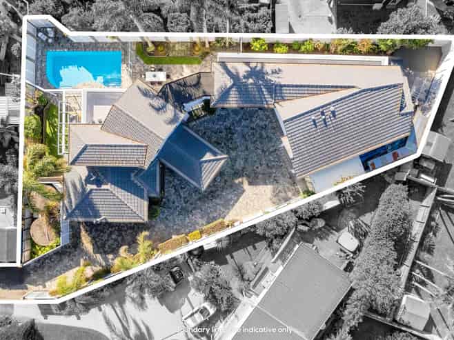 8 Motuora Road, Manly