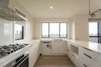 1/40 Rose Berry Crescent, Flagstaff
