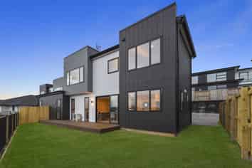 1/40 Rose Berry Crescent, Flagstaff