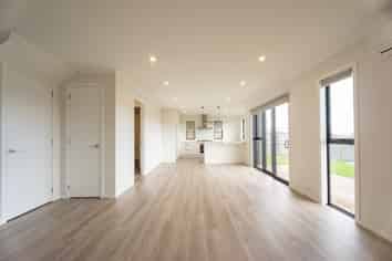 1/40 Rose Berry Crescent, Flagstaff