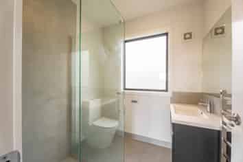 1/40 Rose Berry Crescent, Flagstaff