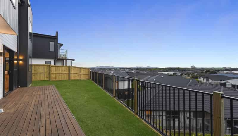 1/40 Rose Berry Crescent, Flagstaff