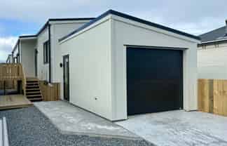 25 Derby Street, Westport