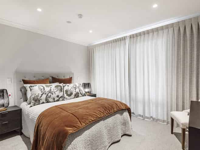 11 Commodore Drive, Lynfield