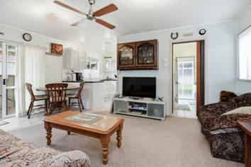 210 Cooper Drive, Kawhia