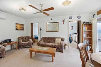 210 Cooper Drive, Kawhia