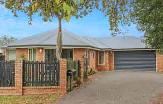 2 Blair Ave, Papanui