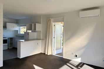 2/73 Harewood Rd, Papanui