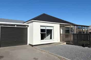 2/73 Harewood Rd, Papanui