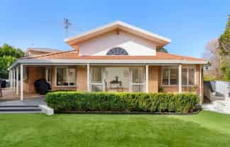 9 Berridge Avenue, Point Chevalier
