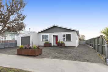 251 Breezes Road, Aranui