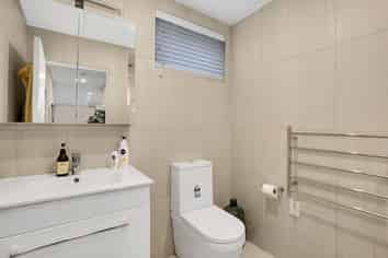102/10 Awataha Drive, Northcote