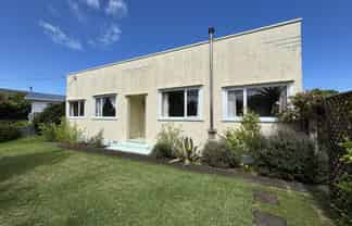 Manawatu / Whanganui - Address withheld