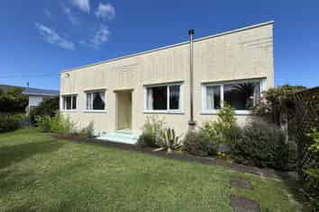 Manawatu / Whanganui - Address withheld