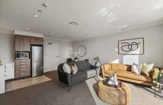 211 Lincoln Road, Henderson