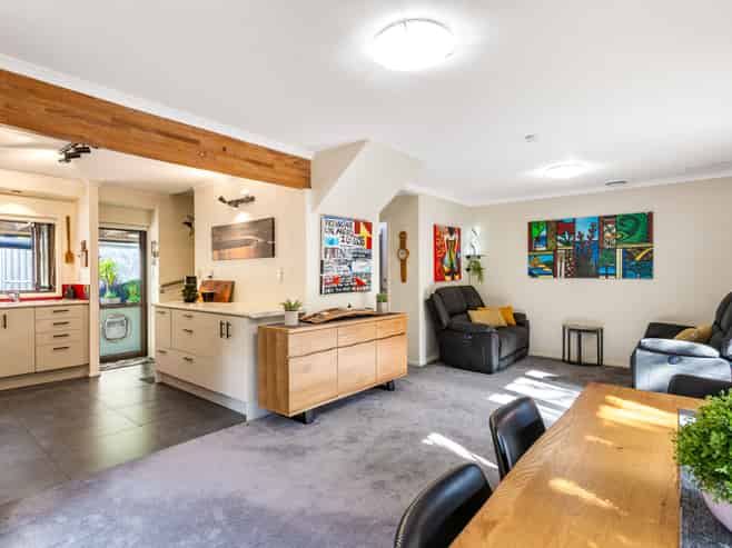 212 Shaw Road, Oratia