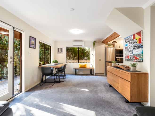 212 Shaw Road, Oratia